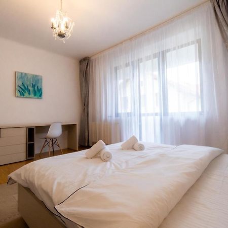 Ardor Apt - Bright And Secluded Apartment In The Heart Of Old Town Braşov Dış mekan fotoğraf
